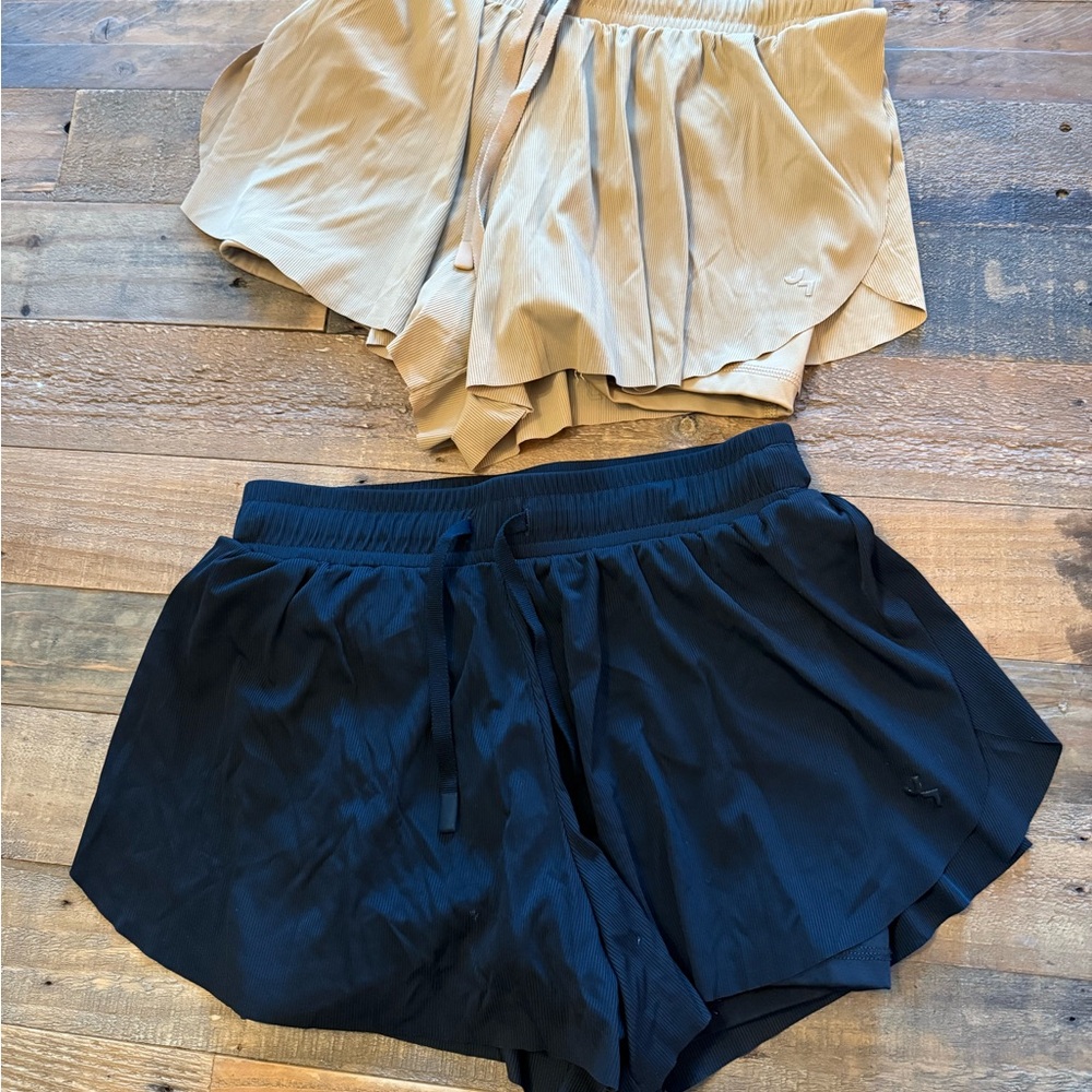 Women's Black and Tan Shorts